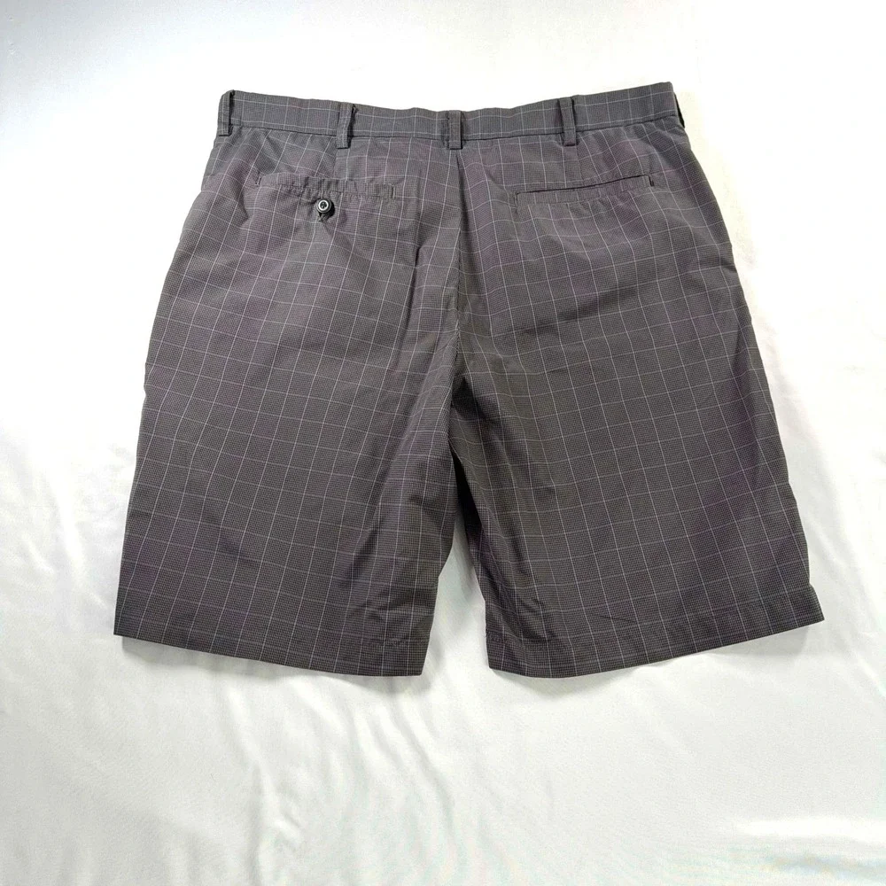 Ben Hogan Performance Golf Shorts Mens 36x9.5 Gray Plaid Flat Front Stretch